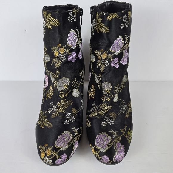 Carlos by Carlos Santana Womens 10M Gatlin Ankle Bootie BlackFloral Design3"heel - Picture 1 of 15